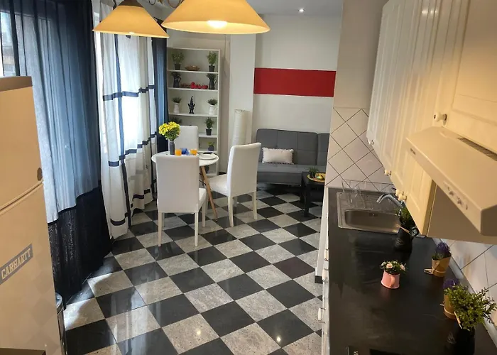 1 Bedroom With Amazing View Apartment *