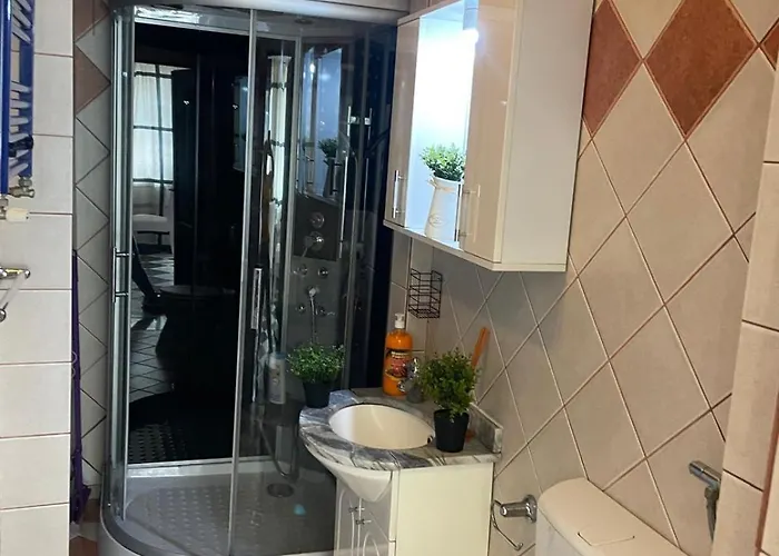 Apartment 1 Bedroom With Amazing View *